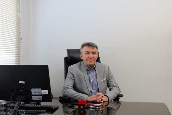 دکتری علی بازدار